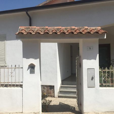 Bed and Breakfast A Casa Di Zia Oschiri Exterior foto